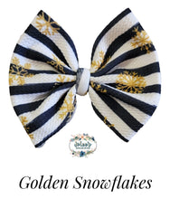 Load image into Gallery viewer, Golden Snowflakes