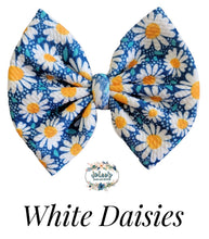 Load image into Gallery viewer, White Daisies