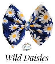 Load image into Gallery viewer, Wild Daisies