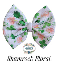 Load image into Gallery viewer, Shamrock Floral
