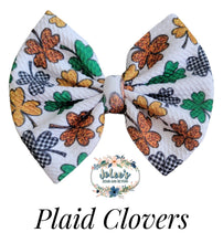Load image into Gallery viewer, Plaid Clovers