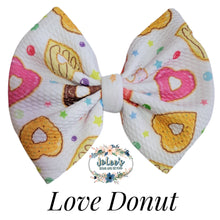 Load image into Gallery viewer, Love Donut
