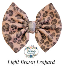 Load image into Gallery viewer, Light Brown Leopard