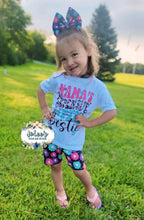 Load image into Gallery viewer, Dark Floral